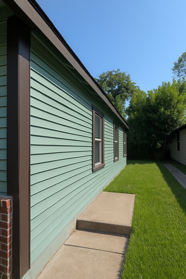 7023 Chippewa Blvd-Unit -Unit A in Houston, TX - Building Photo - Building Photo