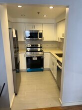 528 Commonwealth Ave in Boston, MA - Building Photo - Building Photo