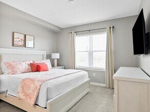 700 Cocoanut Ave-Unit -332 in Sarasota, FL - Building Photo - Building Photo