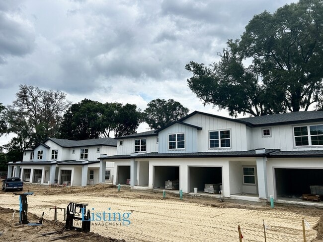 1545 E Fort King St in Ocala, FL - Building Photo - Building Photo