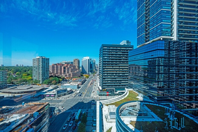 150-4750 Yonge St in Toronto, ON - Building Photo - Building Photo