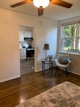 49 Flanders Ln in Cincinnati, OH - Foto de edificio - Building Photo