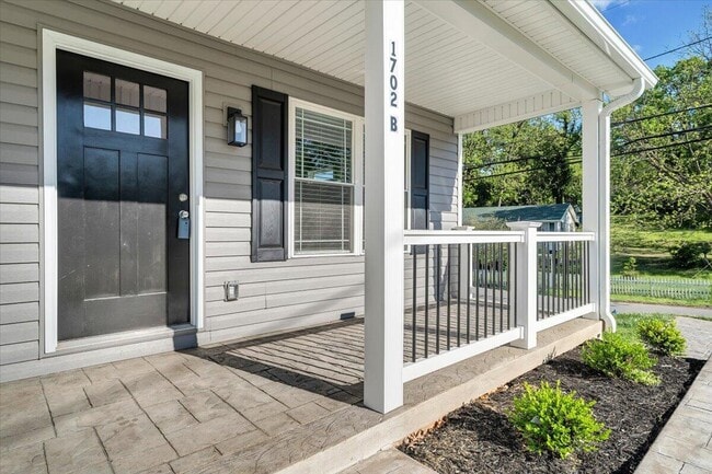 1702 Baldwin Ave NE in Roanoke, VA - Building Photo - Building Photo