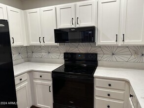 18811 N 44th Pl in Phoenix, AZ - Building Photo - Building Photo