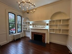 231 Beacon St in Boston, MA - Foto de edificio - Building Photo