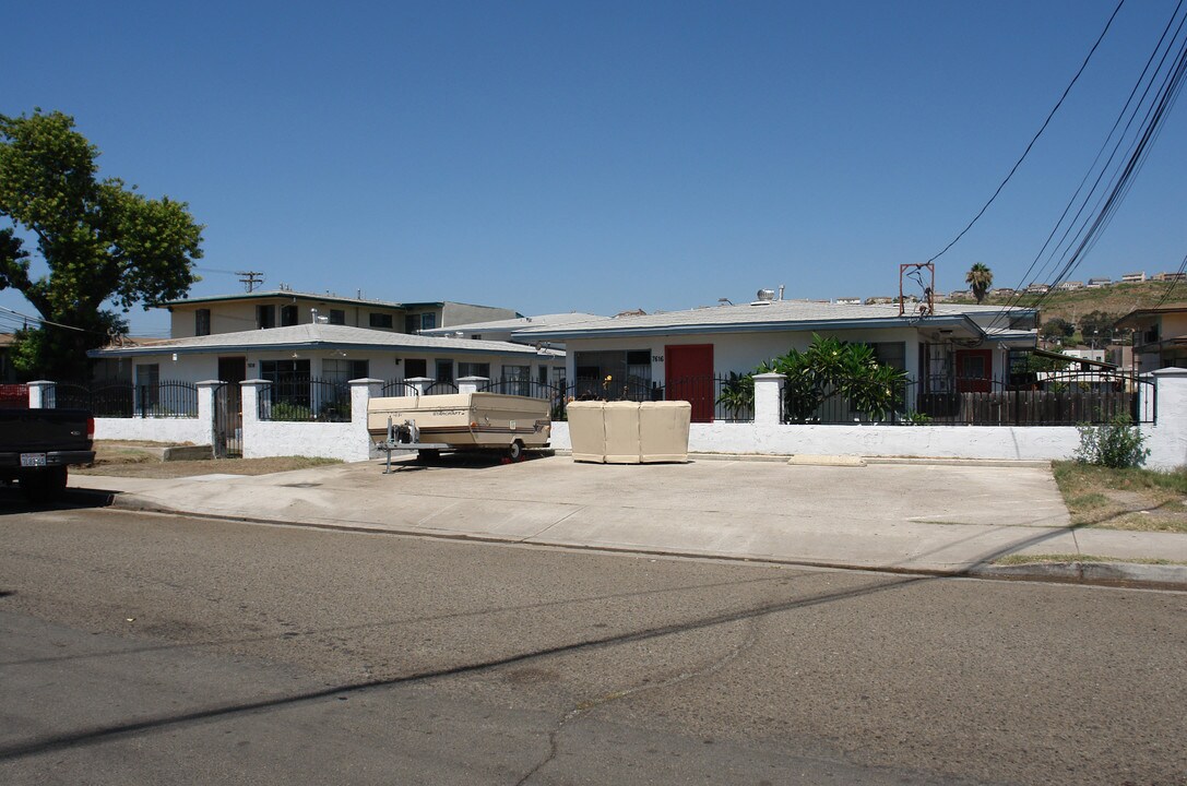 7604-7608 Pacific Ave in Lemon Grove, CA - Building Photo