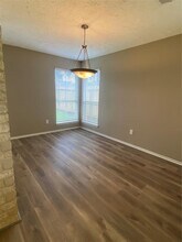 410 Reseda Dr in Webster, TX - Building Photo - Building Photo
