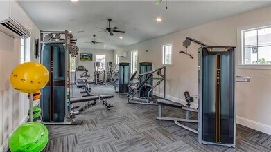 2207 Midnight Pearl Dr in Sarasota, FL - Building Photo - Building Photo