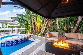 961 Banyan Dr in Delray Beach, FL - Building Photo - Building Photo