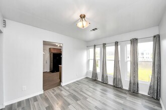 3911 Anita St in Houston, TX - Building Photo - Building Photo