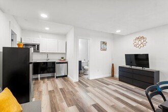 719 Smith Ave, Unit Olga in San Marcos, TX - Building Photo - Building Photo