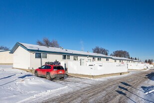 1097 Millbourne Road East NW in Edmonton, AB - Building Photo