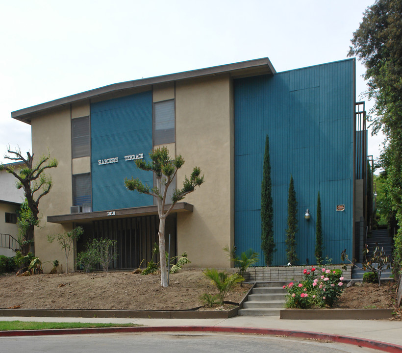 Hardison Terrace in South Pasadena, CA - Building Photo