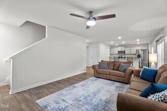 132 Rockfall Wy in Rocky Mount, NC - Foto de edificio - Building Photo