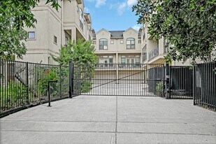 1610 Norfolk St in Houston, TX - Building Photo