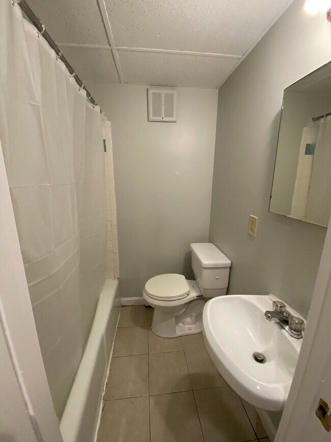 510 Beacon St, Unit C in Boston, MA - Foto de edificio - Building Photo
