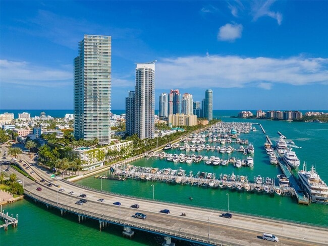450 Alton Rd, Unit 1106 in Miami Beach, FL - Building Photo - Building Photo