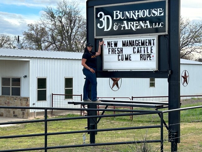 3D Bunkhouse and Arena in Stephenville, TX - Building Photo - Building Photo