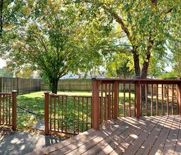 3526 Teakwood Dr in Springfield, IL - Foto de edificio - Building Photo