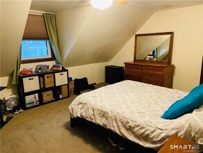 123 Woods End Rd in Fairfield, CT - Building Photo - Building Photo