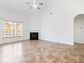 2344 Lazy River Dr in Raleigh, NC - Foto de edificio - Building Photo