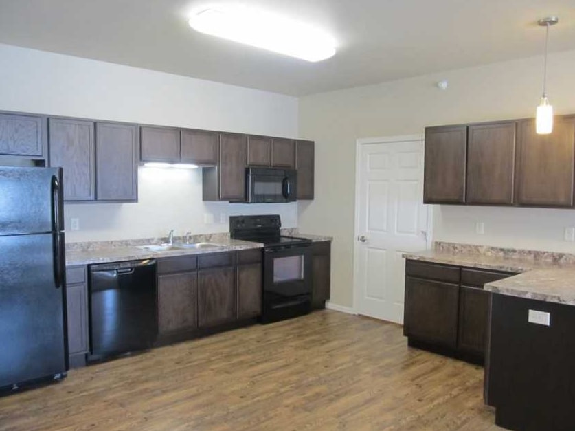 Killdeer Highlands in Killdeer, ND - Building Photo