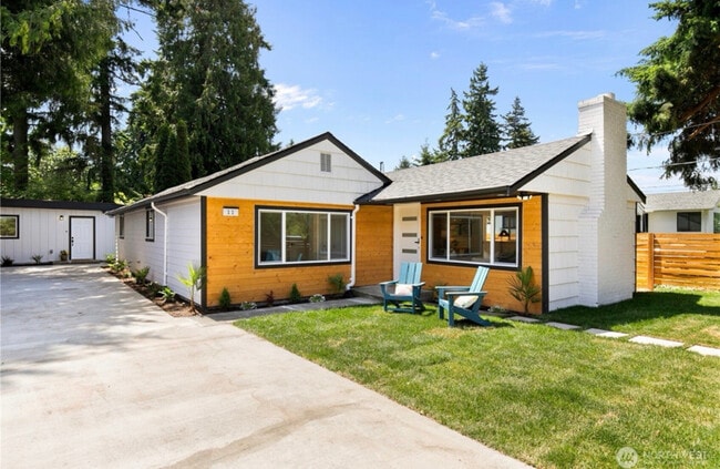 11 SW 100th St in Seattle, WA - Building Photo - Building Photo
