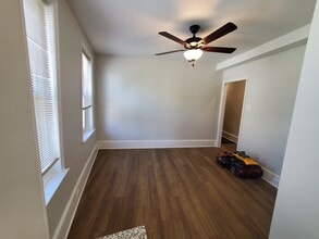 400 S Main St, Unit Upstairs in Spring City, PA - Building Photo - Building Photo