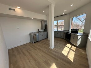 201 Terry St, Unit 202 in Longmont, CO - Building Photo - Building Photo