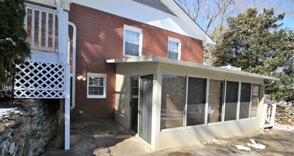 256 Bent Creek Ranch Rd in Asheville, NC - Building Photo - Building Photo