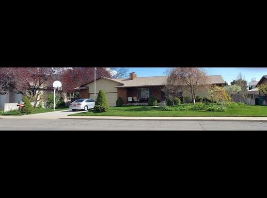 1062 E 1010 N in Orem, UT - Foto de edificio - Building Photo