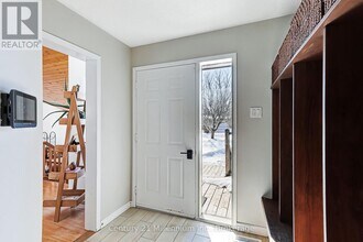 129 Edward St in Blue Mountains, ON - Building Photo - Building Photo