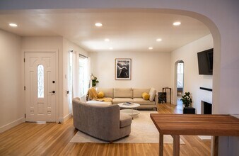 309 Agnus Dr in Ventura, CA - Building Photo - Building Photo