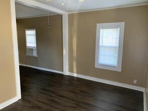 300 Perry St in Ponca City, OK - Building Photo - Building Photo