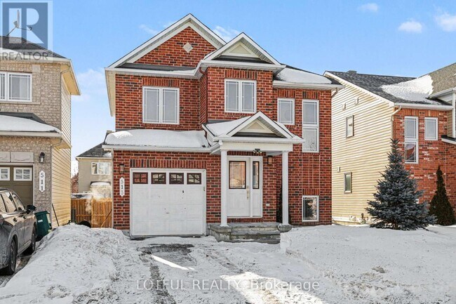 513 Paul Métivier Dr. in Ottawa, ON - Building Photo - Building Photo