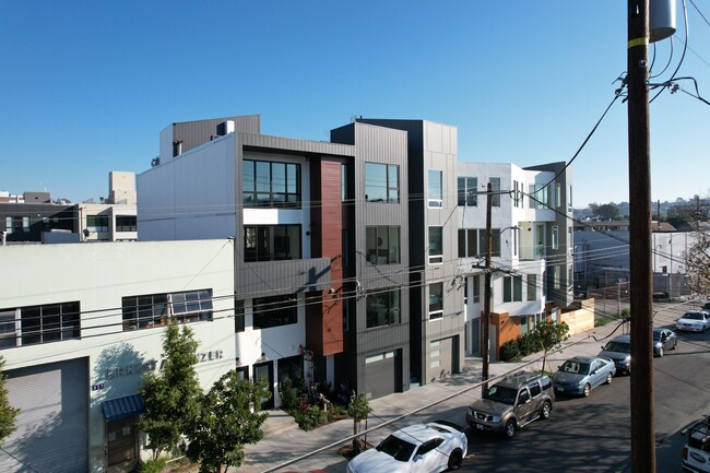 953 Treat Ave in San Francisco, CA - Building Photo - Building Photo