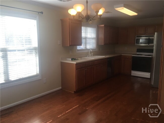 property at 350 Brickleberry Ridge