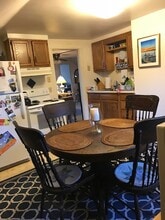 5 North St, Unit 3 in Grafton, MA - Foto de edificio - Building Photo