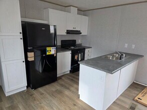 28 Yoakum Cir in Hopkinsville, KY - Building Photo - Building Photo