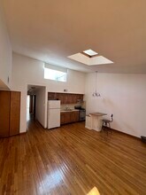 1828 South St, Unit 2 in Philadelphia, PA - Building Photo - Building Photo
