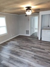 2205 N 2nd St in Springfield, IL - Building Photo - Building Photo