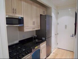 202 E 13th St, Unit 2G in New York, NY - Building Photo