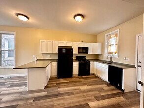 2620 W 15th St in Chicago, IL - Building Photo - Building Photo