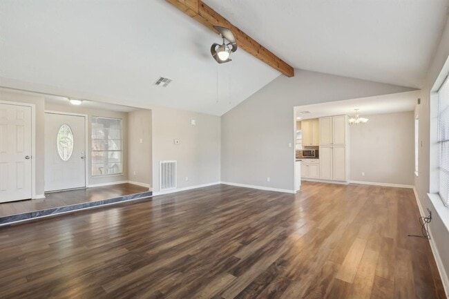 3212 Wavecrest St in League City, TX - Building Photo - Building Photo