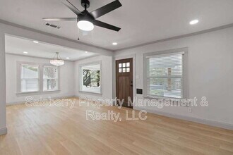 2105 Tremont Ave in Fort Worth, TX - Building Photo - Building Photo
