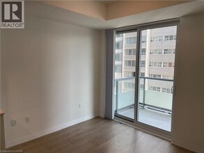 25 Holly St in Toronto, ON - Building Photo - Building Photo