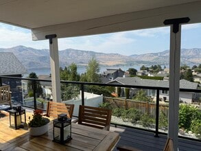 307 Butte Rd in Chelan, WA - Building Photo - Building Photo