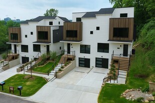 211 Sunset Rd in Ann Arbor, MI - Building Photo