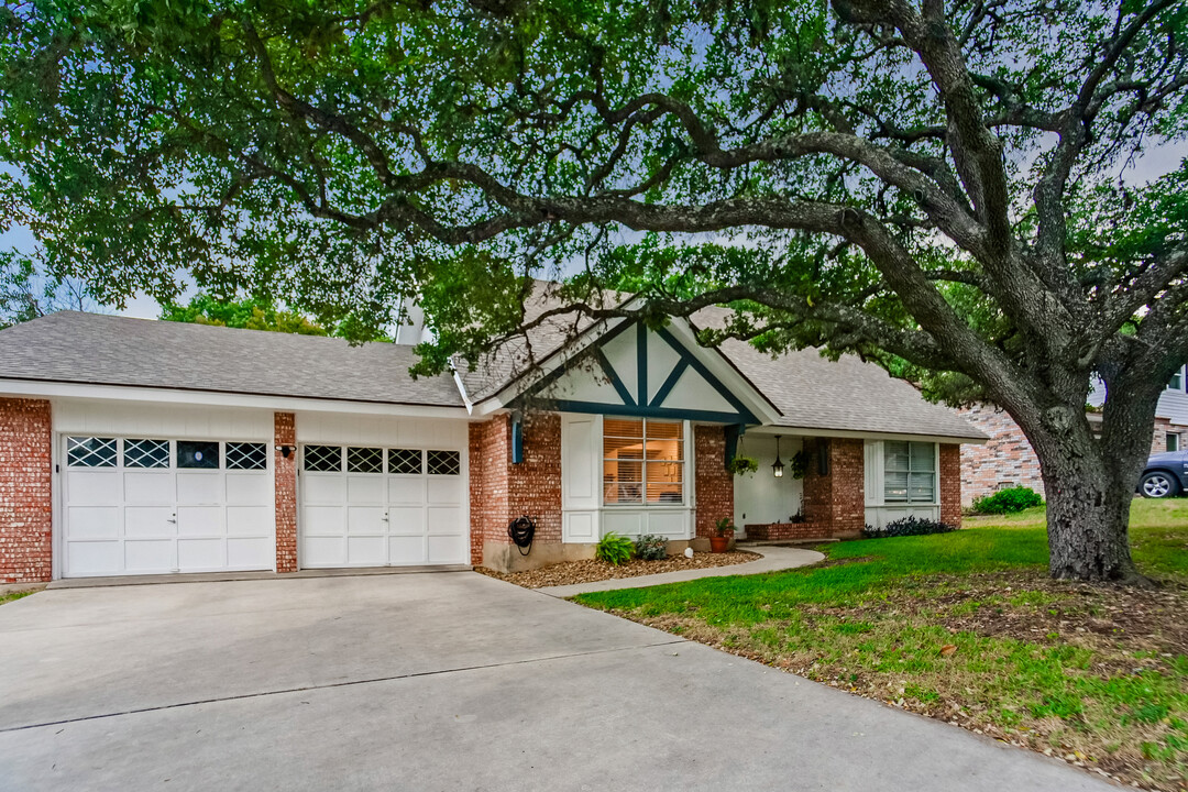 5415 Billington Dr in San Antonio, TX - Foto de edificio