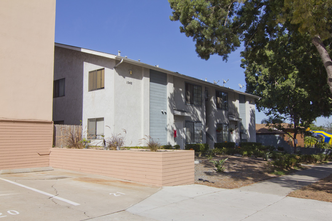 1948 Emerald St in San Diego, CA - Building Photo